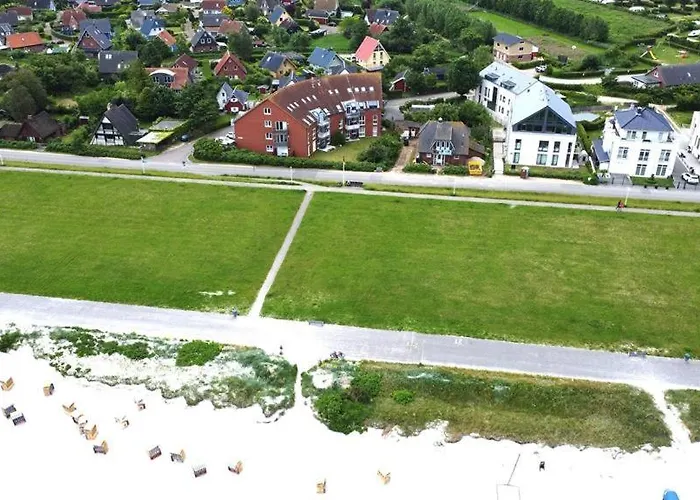 Martje Vom Deich, Kalifornien, Erste Strandreihe Schönberg in Holstein